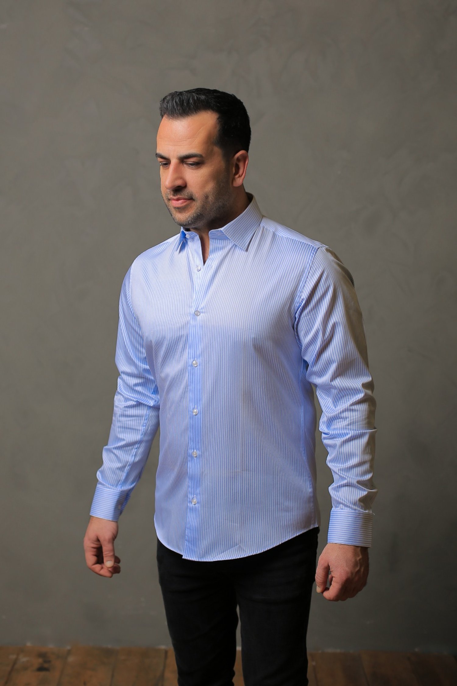 % 100 PAMUK SATEN AÇIK MAVİ ÇİZGİLİ SLİM FIT GÖMLEK - S WBB9