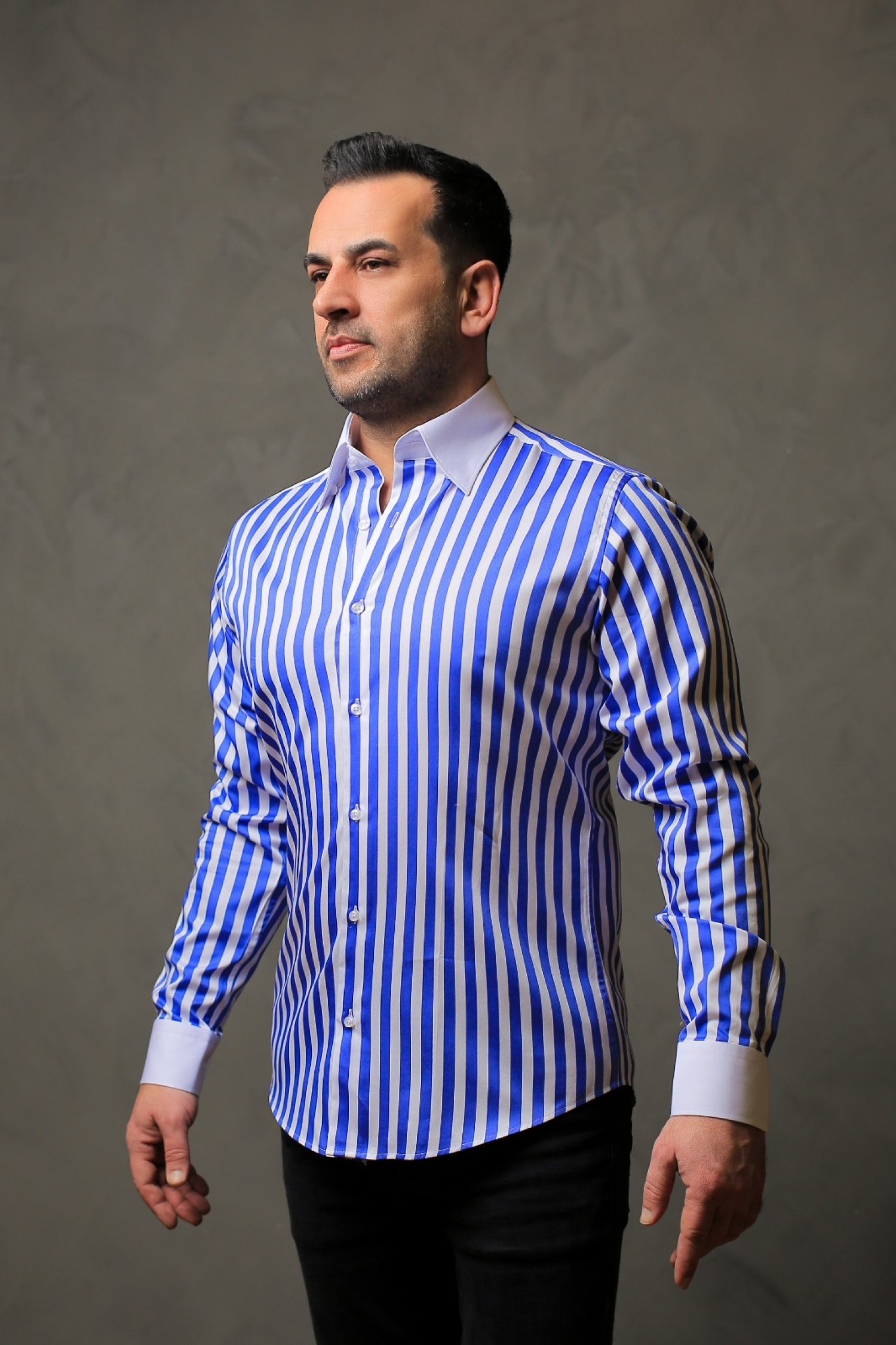 %100 Pamuk Saten Manşet Mavi Çizgili Slim Fit Gömlek  - XL BE6V